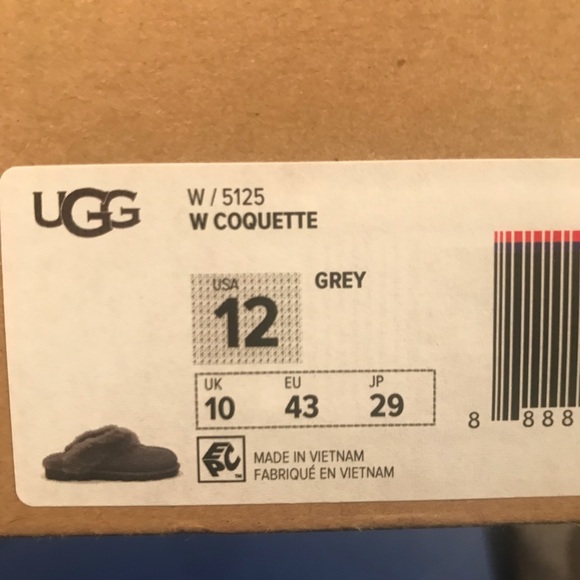 Ugg Slippers for MEN or WOMEN. Brand New. Grey, size 12 US. Never worn. - Picture 2 of 9